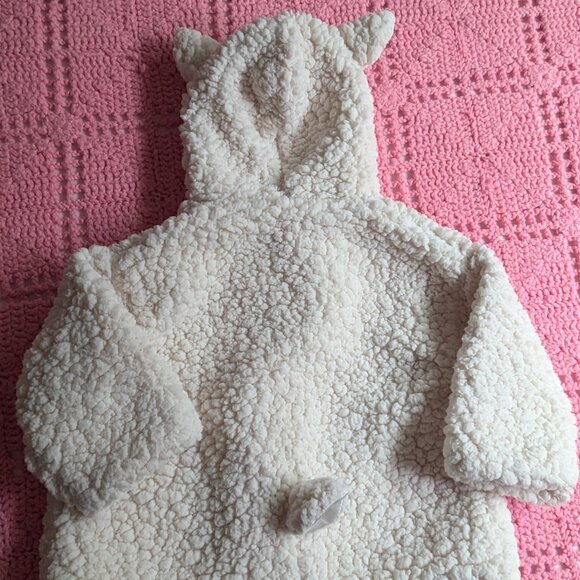 Bearington Baby Fluffy "Lamb" Jacket Size 6-12 Mo - Pre Owned - Picture 2 of 7